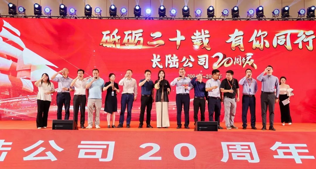 沙海征途,心向将来|2024广东省涂料与油墨行业戈壁徒步挑战之旅 沙海征途,心向将来|2024广东省涂料与油墨行业戈壁徒步挑战之旅